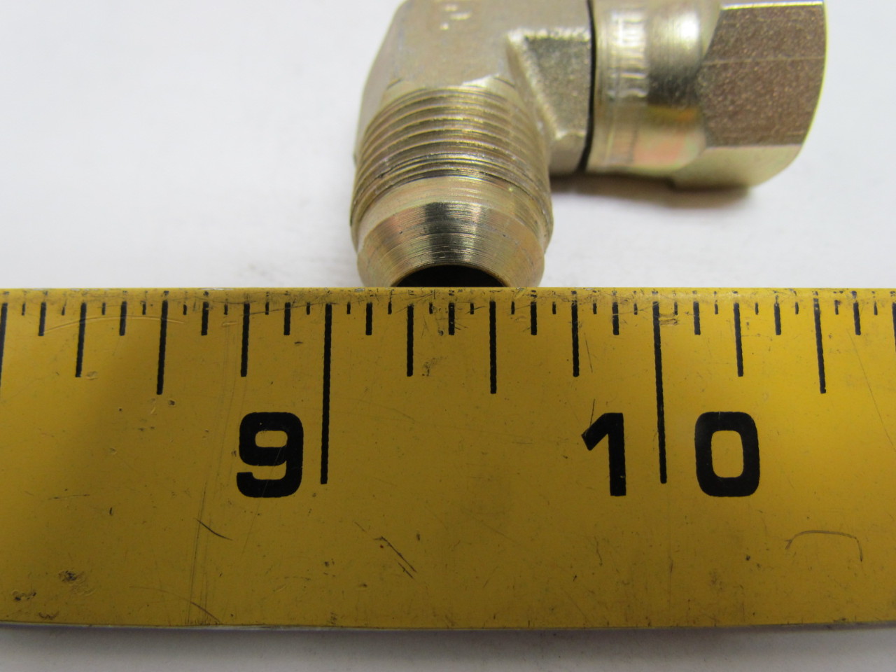 Parker TripleLok 8 C6XS 8C6XS 1/2x1/2" Swivel Nut 90 Degree Elbow