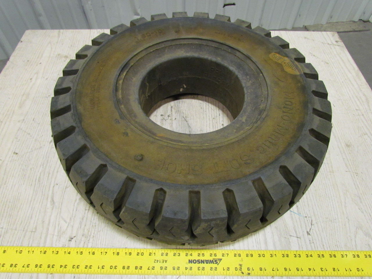 Monarch 7.5010 MonoMatic Soft Shoe Solid Pneumatic Forklift Tire NEW