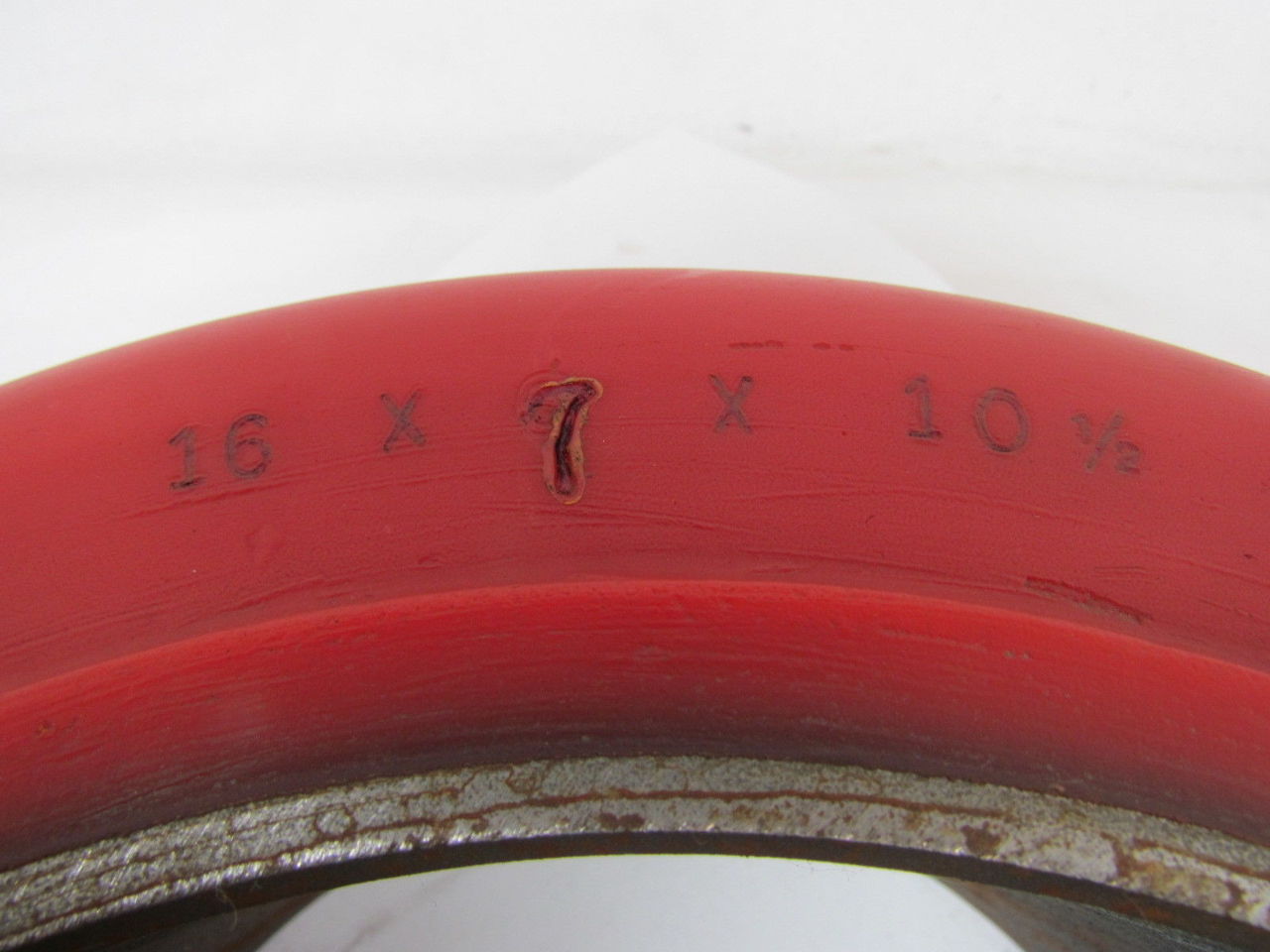 Superior Tire 16x7x101/2 Cushothane Polyurethane Smooth Press On