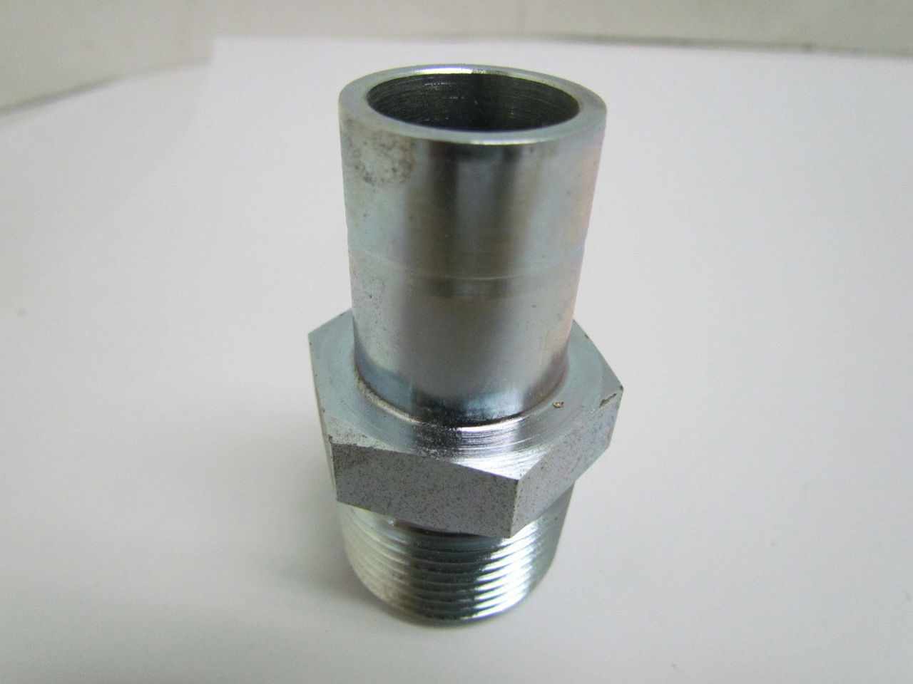 Swagelok Cajon S16TA116 1"x1" NPT Male Reducer Tube Fitting Steel