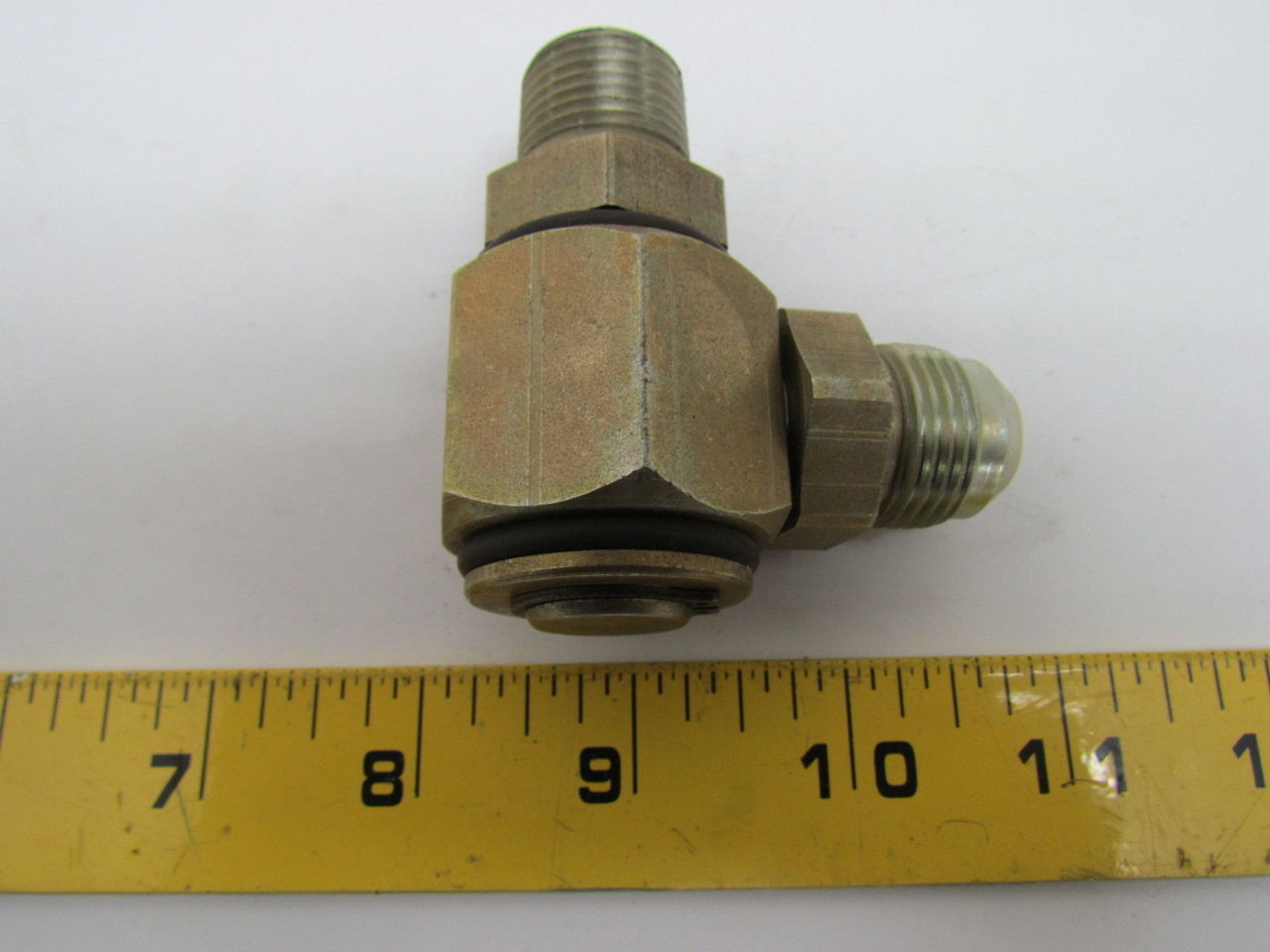 Parker S2103810 1/2x5/8" 10 JIC Hydraulic Swivel Fitting 90 Degree