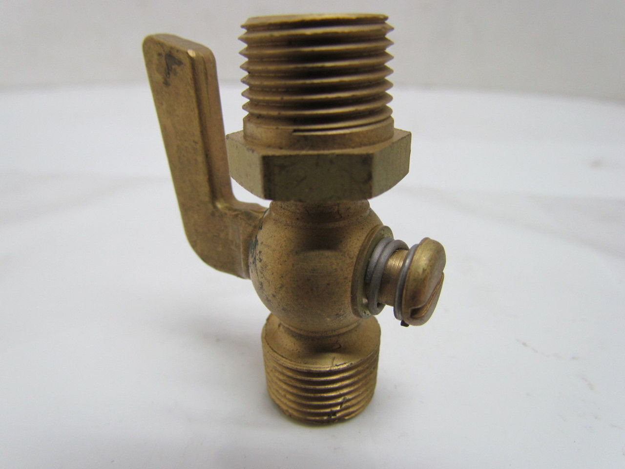 3 8 brass shut off valve