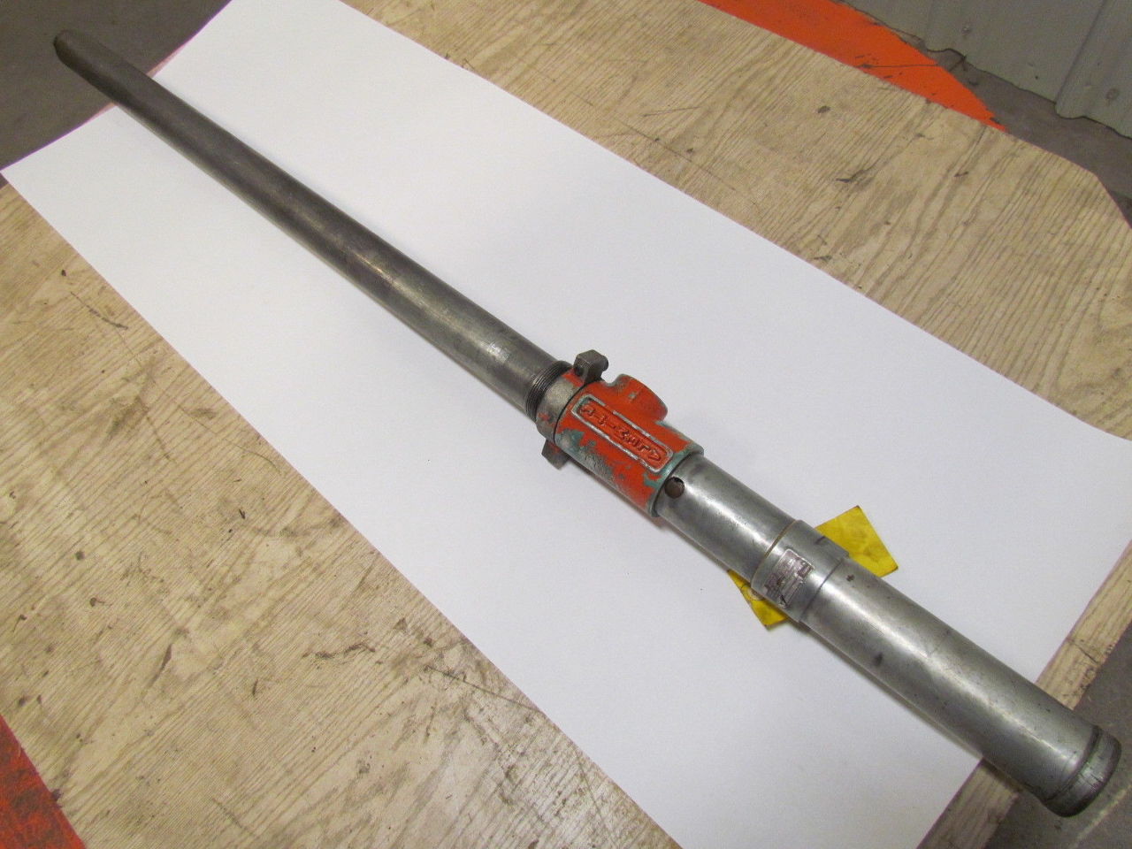 Alemite 7216 11 Air Operated Oil Pump for 55 gallon Drum 14 GPM Piston Type