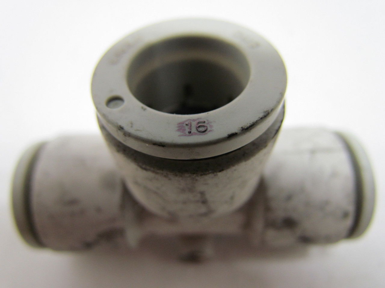 SMC Polybutylene PushToConnect Tube Fitting Union Tee TConnector 16mm