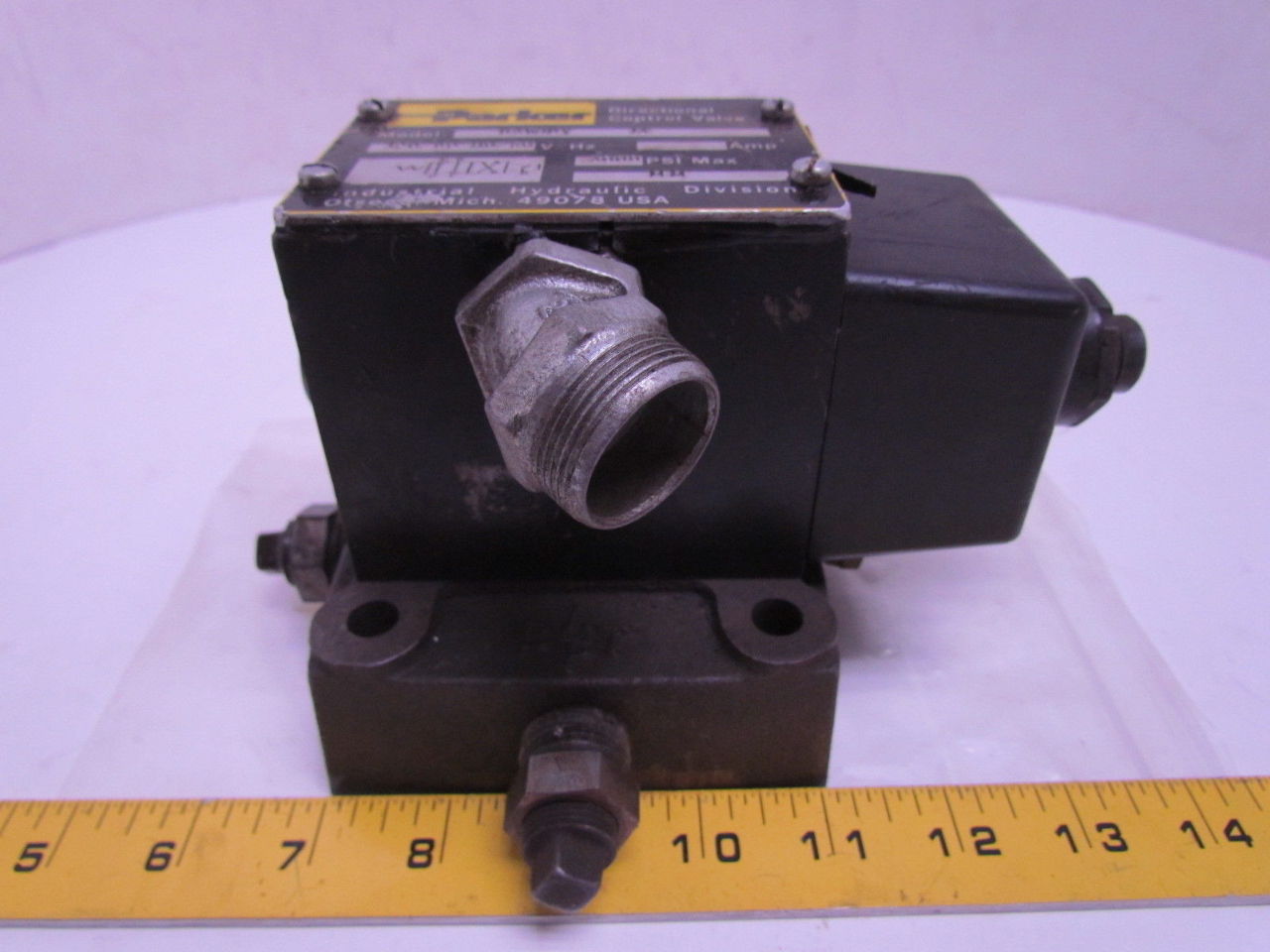 Parker D3W1BY 2Position Directional Control Solenoid Valve w/Manifold