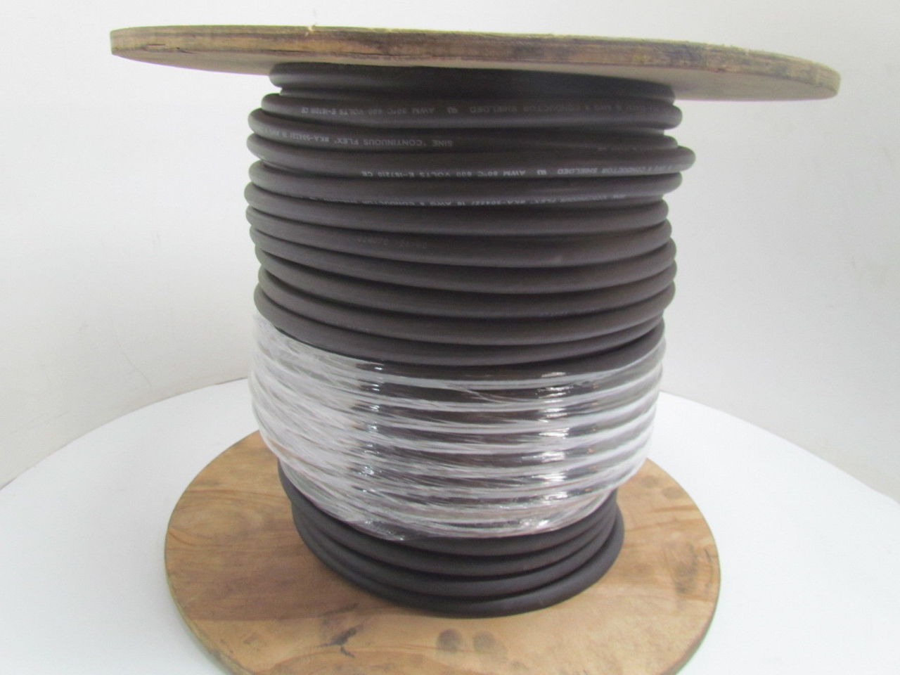 Continuous Flex 16 AWG 8 Conductor Shielded AMW 80C 600V Cable Cord