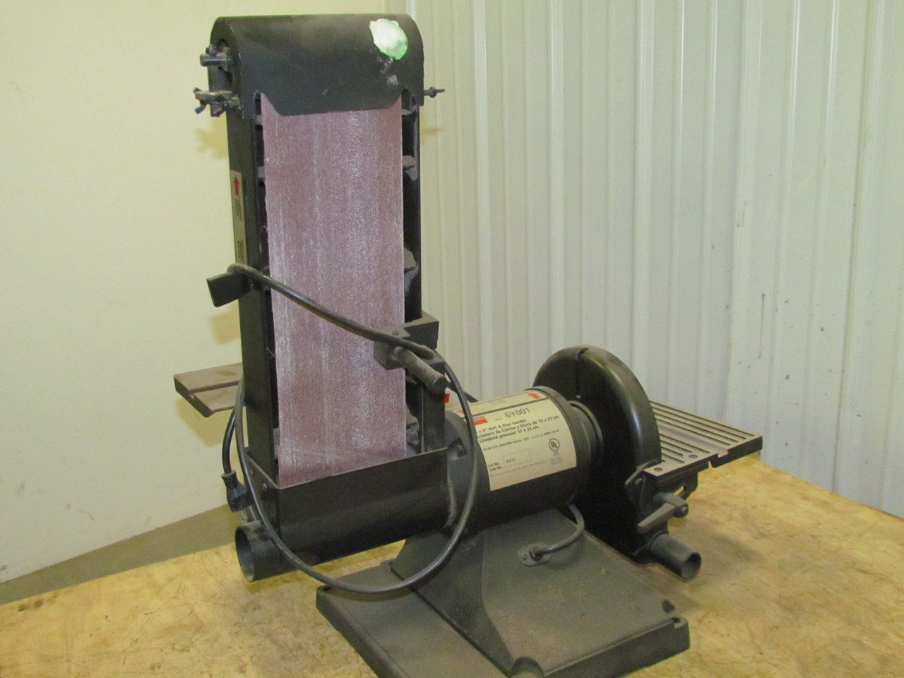 Dayton 6Y001 6" Belt Sander/9" Disc Sander 3/4 HP 3450 RPM 120V