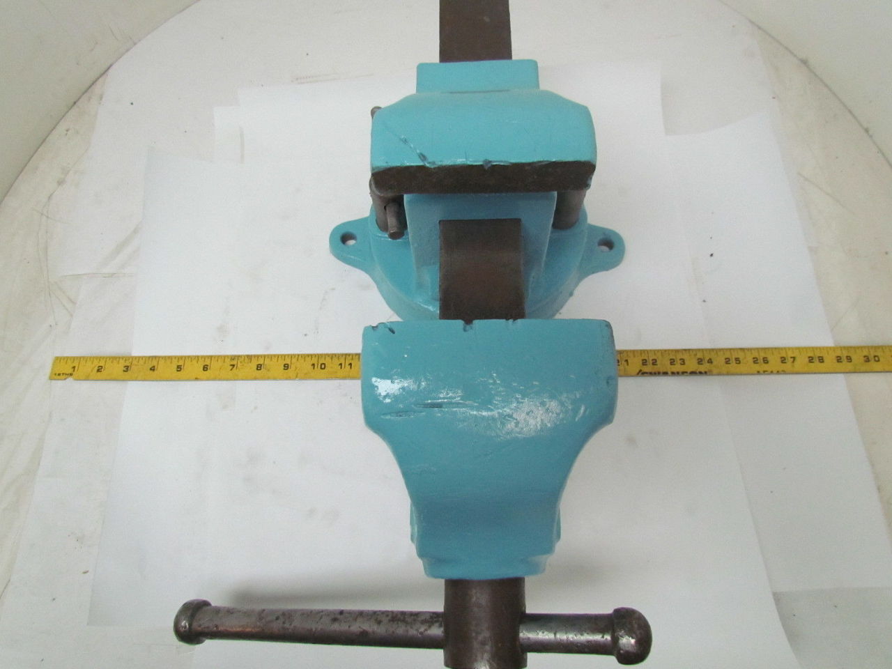 The Columbian 605 Heavy Duty Swivel Base Bench Mount Shop Vise 5"Jaws