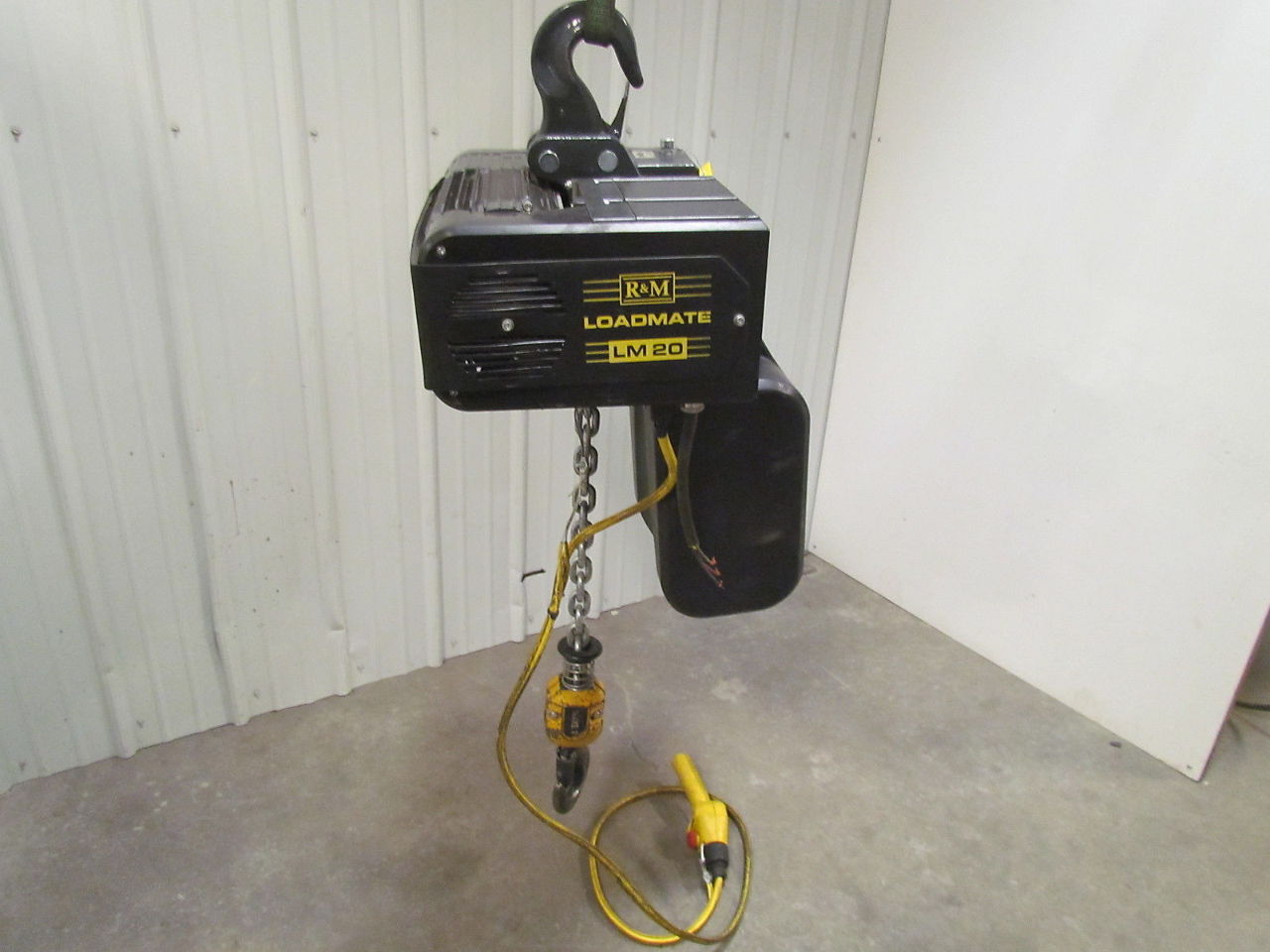 R & M Loadmate LM20 2 Ton Electric Chain Hoist 460V 15'8" Lift 32/8 FPM 2 Speed eBay