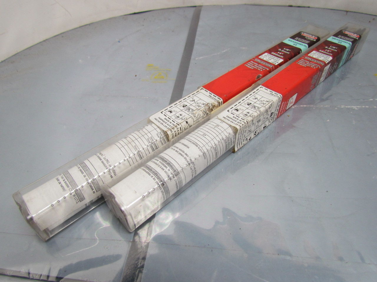 Lincoln Electric ED031470 Wearshield 44 Stick Electrode Welding Rods 1