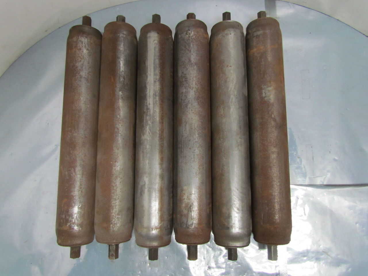 Matthews 29000 Steel Assembly Line Conveyor Roller 1.9"x11.125" Lot of