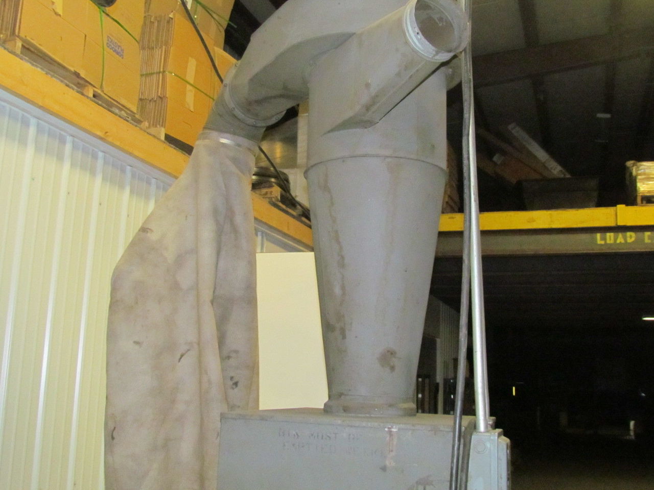 Torit 19FB Dust Collector 2HP 3PH W/Filter Bag + Base 6" Inlet