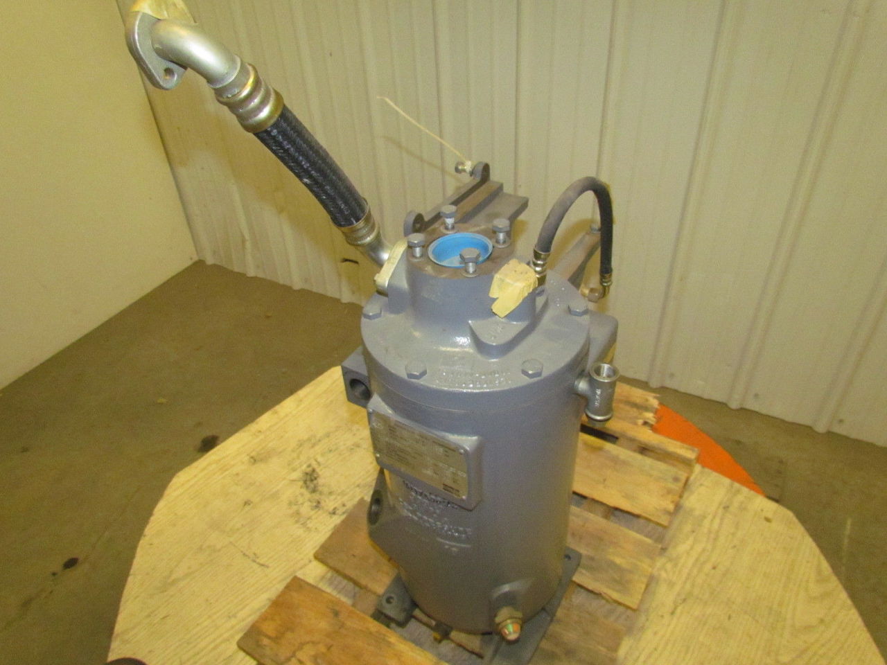 Atlas Copco 1613750082 Oil Separator For A GA15 Atlas Copco Air