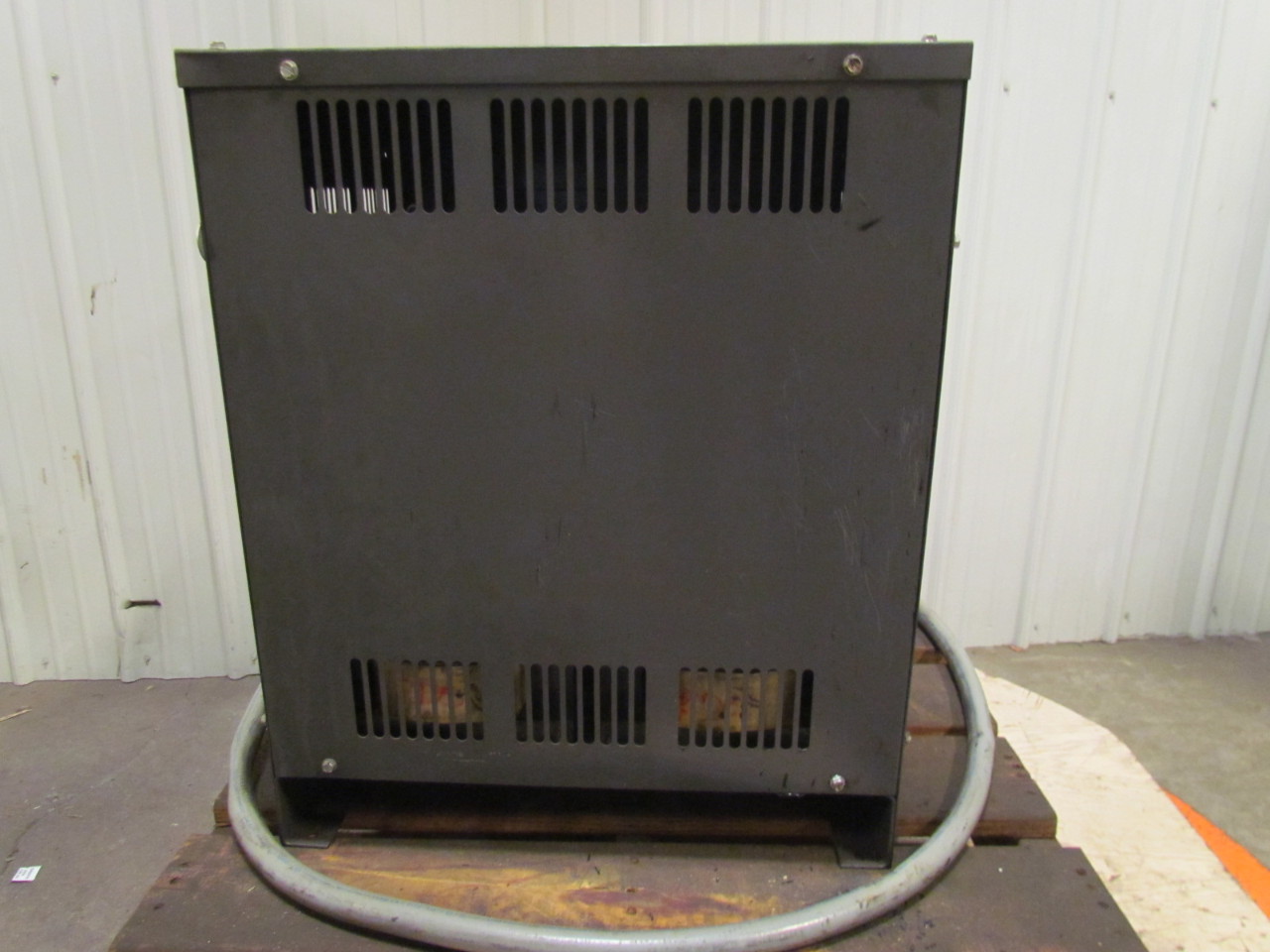 BB803180750D 36V Battery Charger 3 Phase LA 750 Amp Hour 120 DC Amps Outpur eBay