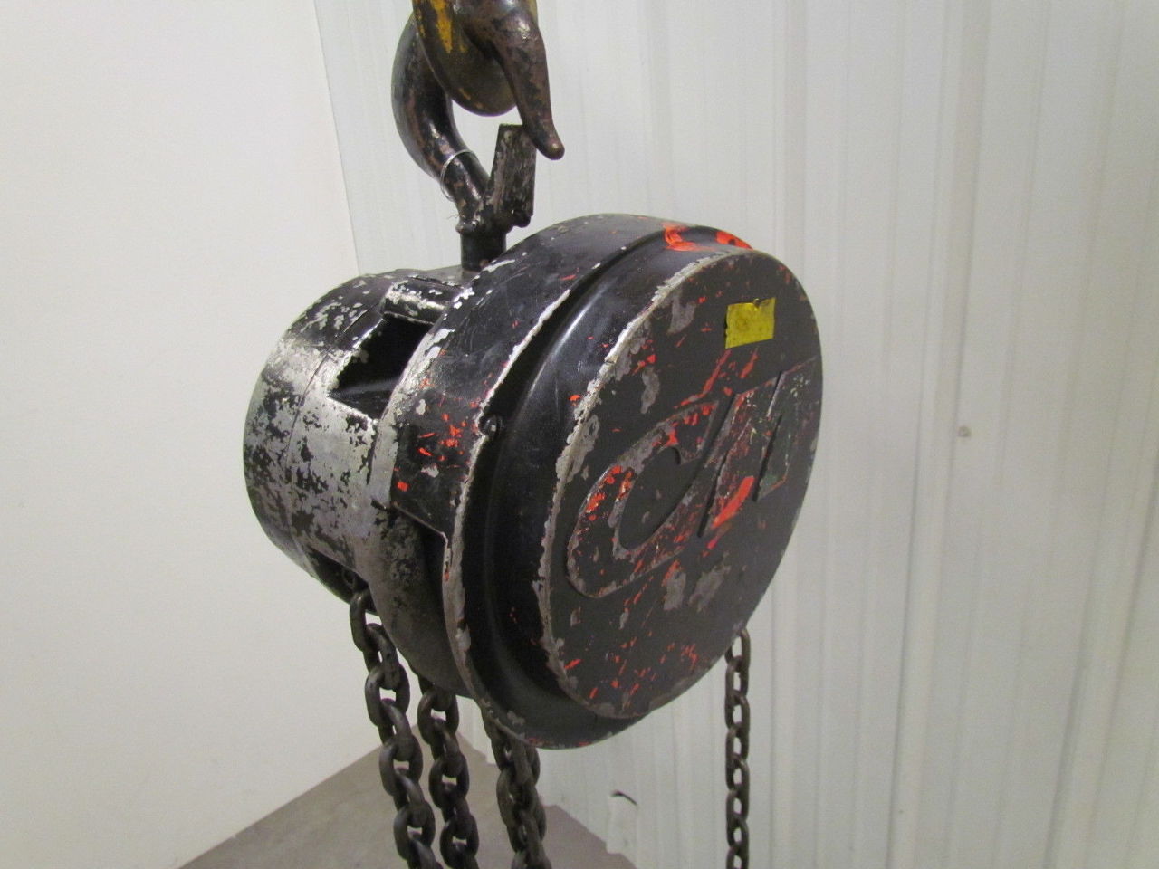 CM Columbus Mckinnon 1 Ton Manual Chain Fall Hoist 8' Lift 2000 LB