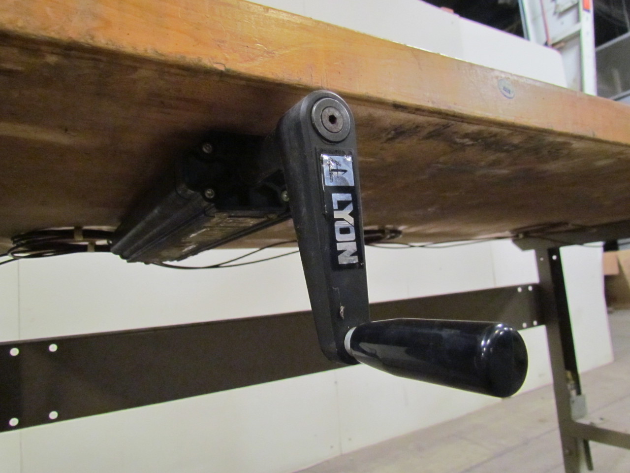 Lyon Industrial Butcher Block Workbench Lift Table 60x28x3036