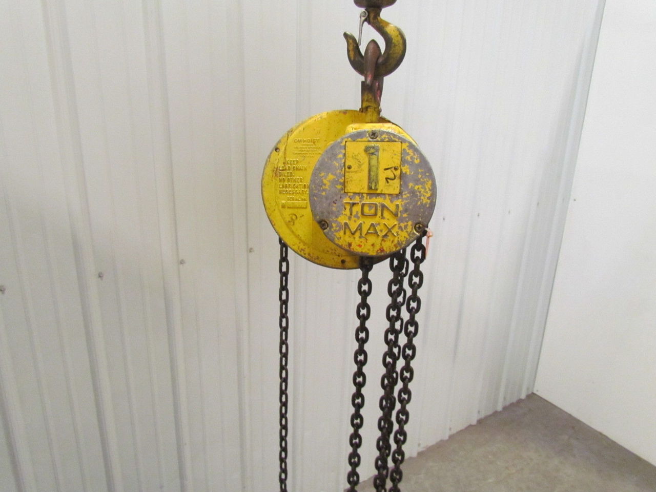 CM Columbus Mckinnon 1 Ton Manual Chain Fall Hoist 7' Lift 2000 lb