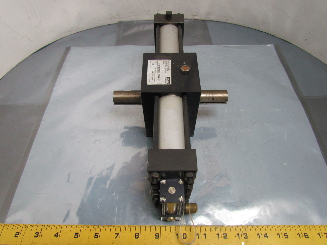 Parker Pneumatic Rotary Actuator 11/2" Bore 180 Degree Dual Shaft Rack