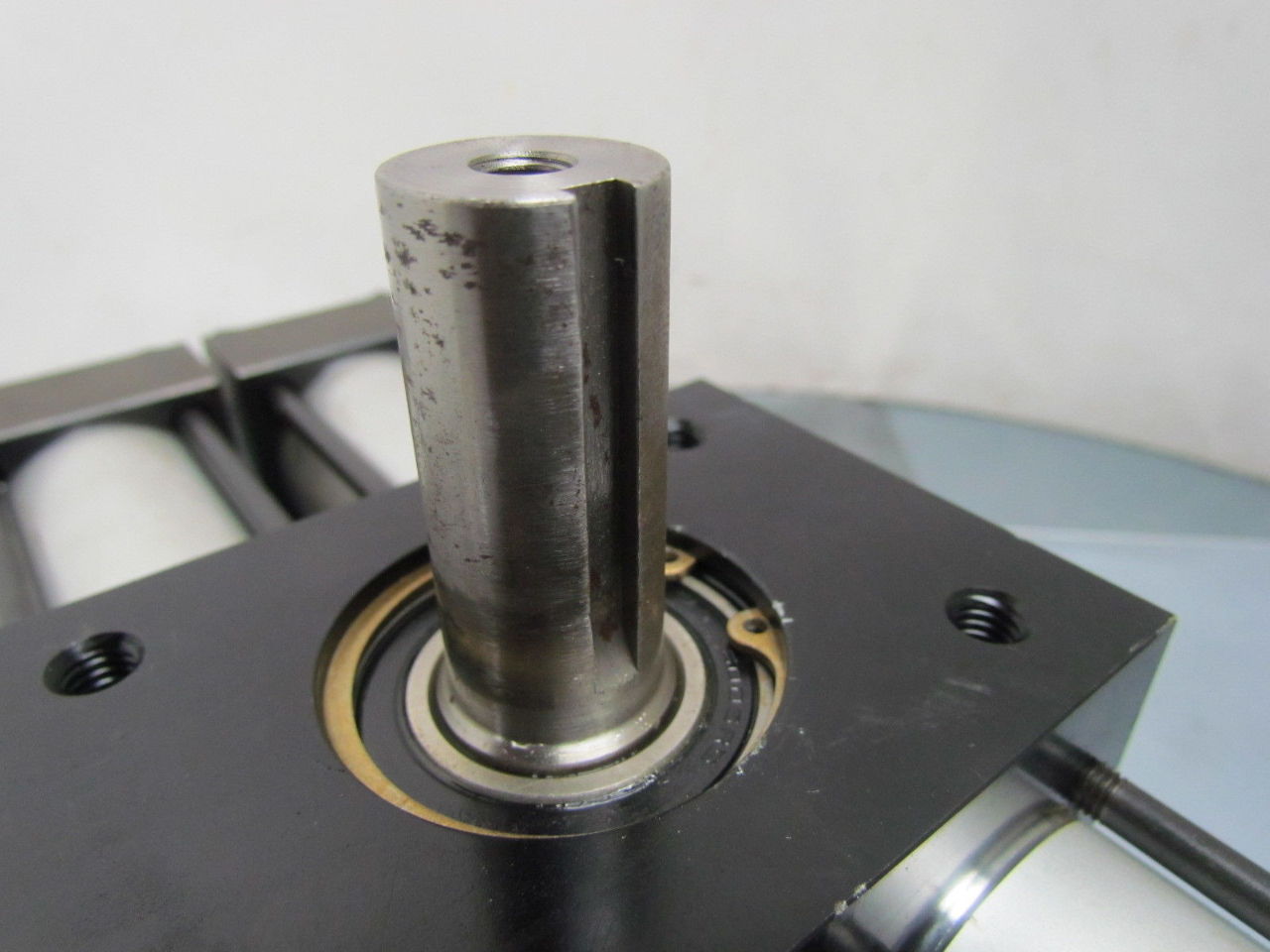 Parker Pneumatic Rotary Actuator 11/2" Bore 180 Degree Dual Shaft Rack