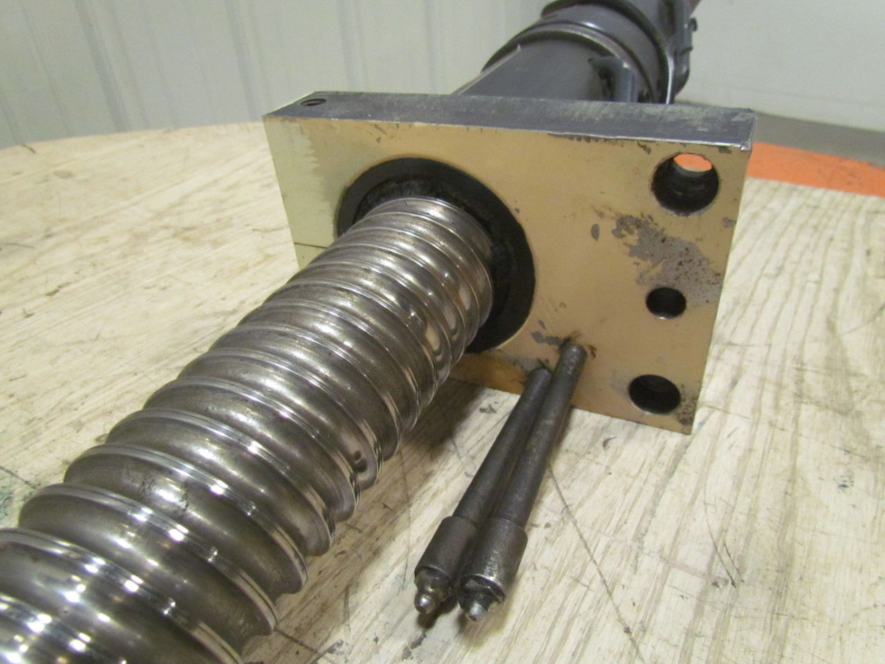 Zero Backlash Ball Screw 2.545" Screw Dia .5" Lead 70" Travel PB Brgs