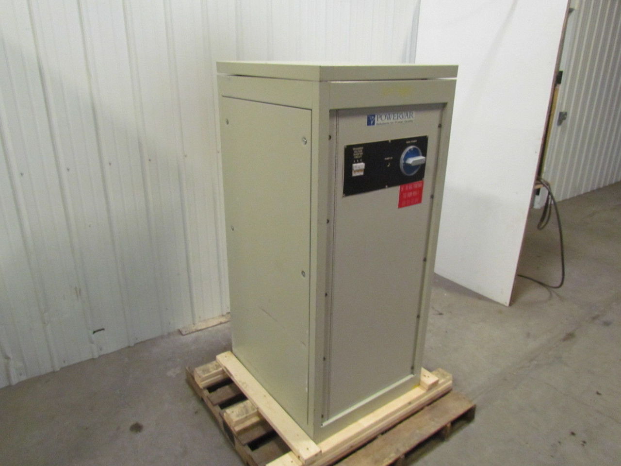 Powervar 7122000 Power Conditioner 3 Phase 220 KVA 480V AC GPI Series