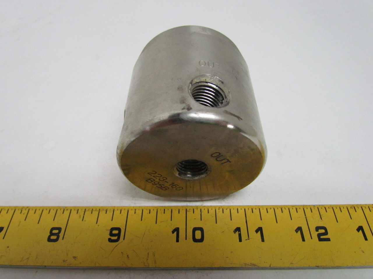 Graco 185631 223160 Stainless Steel Filter Housing 3/8" NPT Inlet 1/4