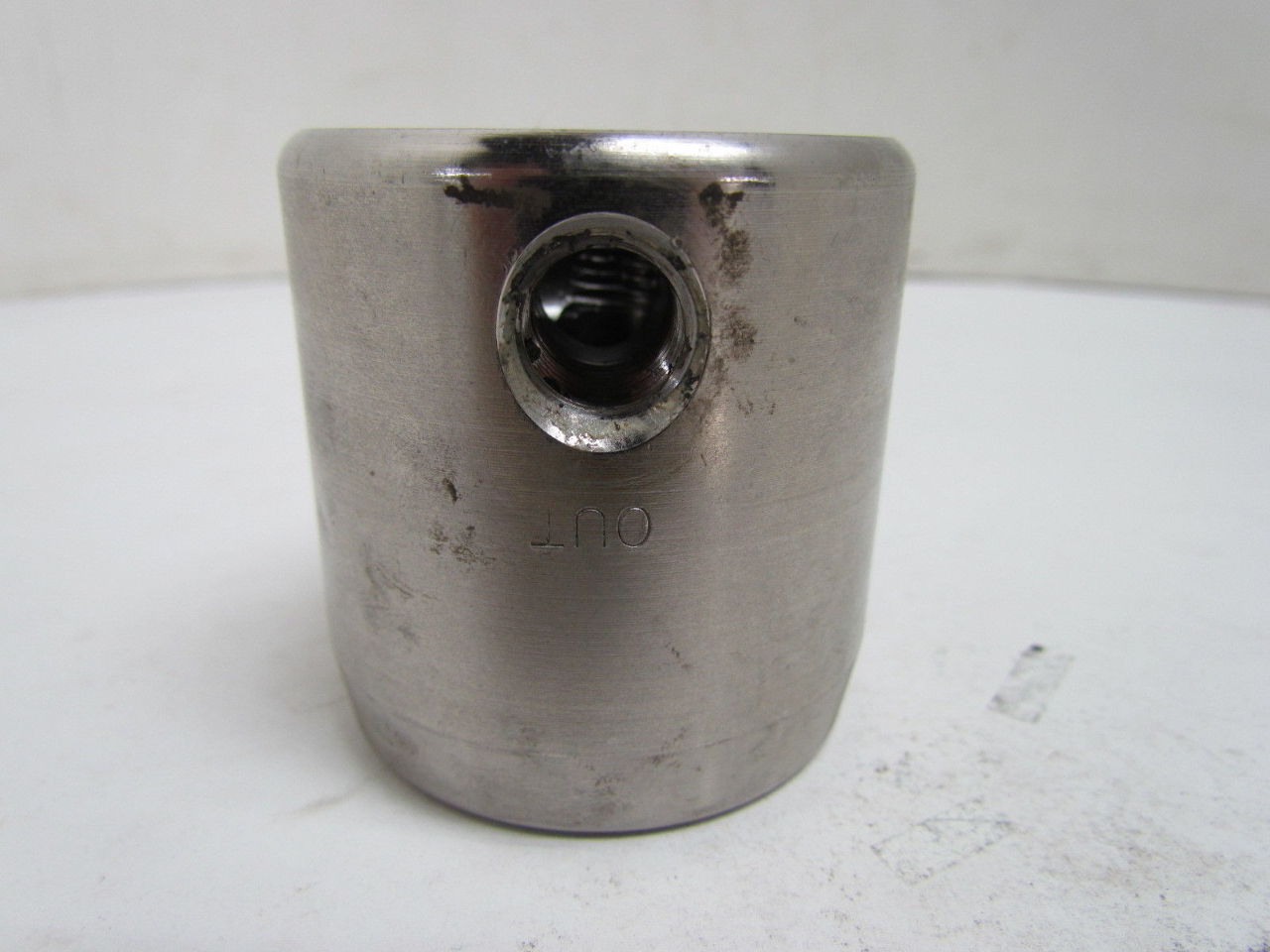 Graco 185631 223160 Stainless Steel Filter Housing 3/8" NPT Inlet 1/4