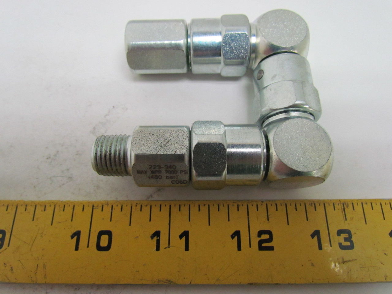 Graco 223340 223340 C06D 6500 PSI 3Way ZType Swivel 1/4" NPT Inlet