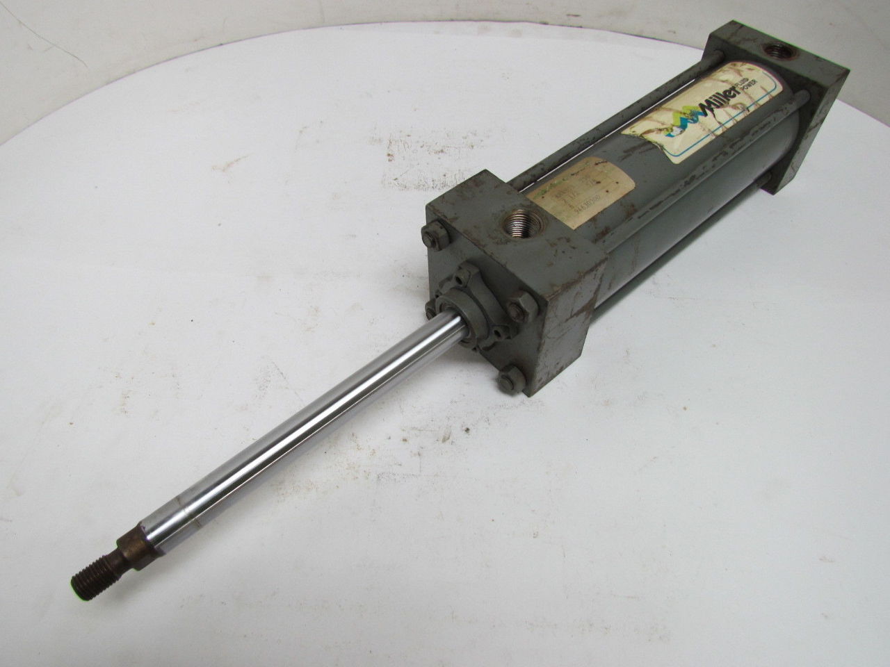 Miller A84B2N Pneumatic Air Cylinder 21/2" Bore 6" Stroke 250 PSI
