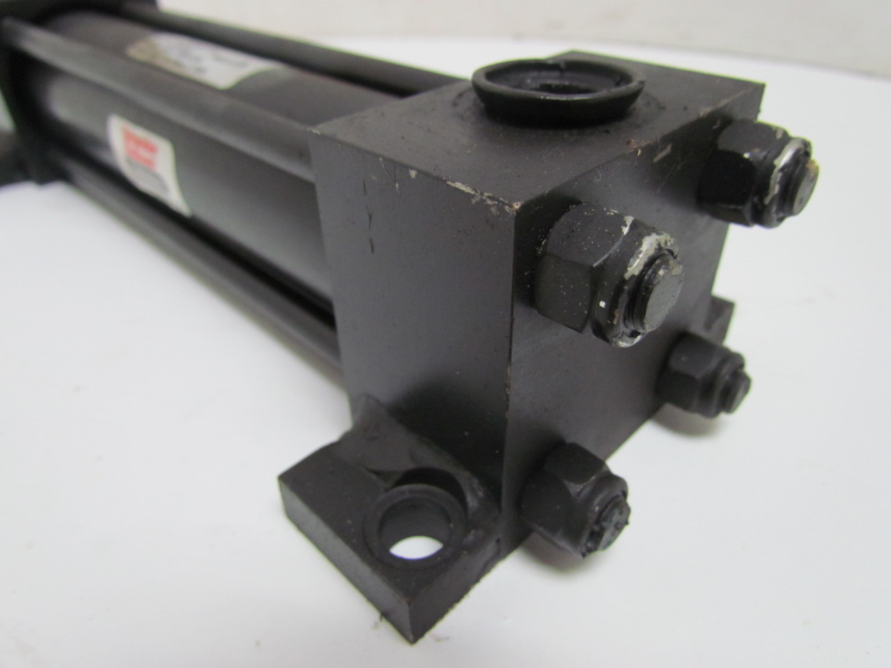 Schrader Bellows FHA100521 6.000 Hydraulic Cylinder 11/2" Bore 6