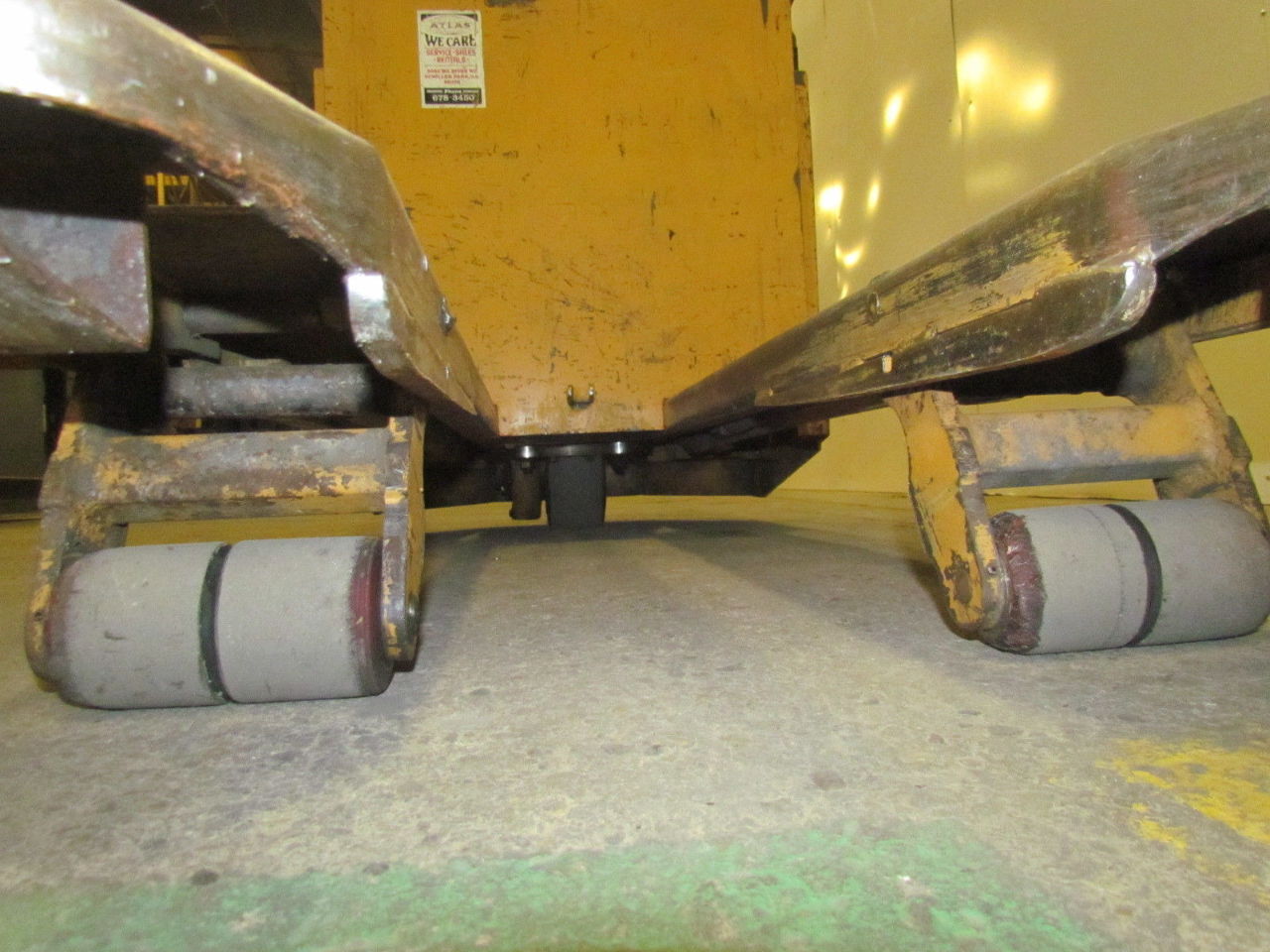 Prime Mover PE45W48RU6 Electric Pallet Jack 4500 12 V Electric Lift