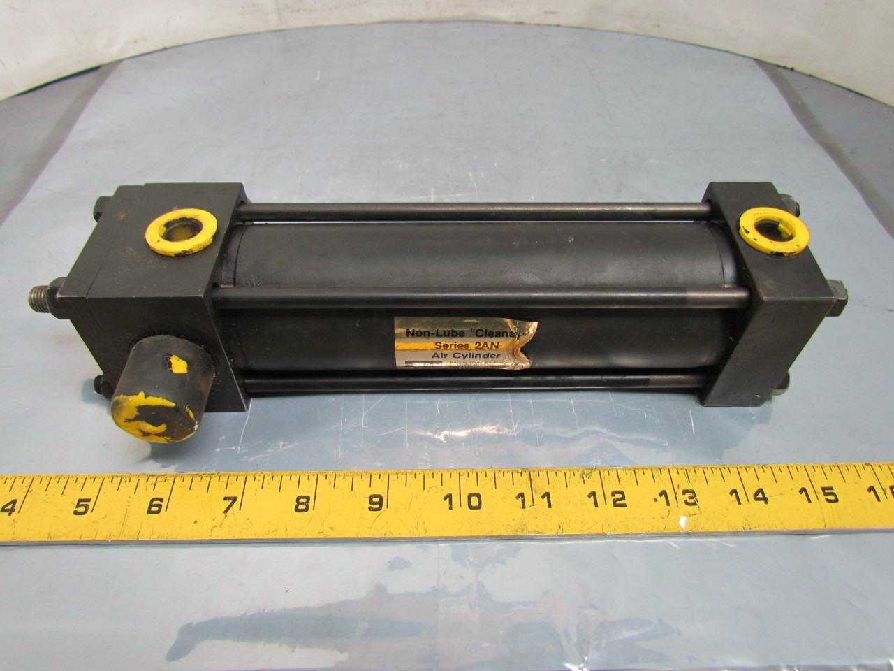 Parker 02ANU14A Pneumatic Air Cylinder 2" Bore 6" Stroke Trunnion Mount