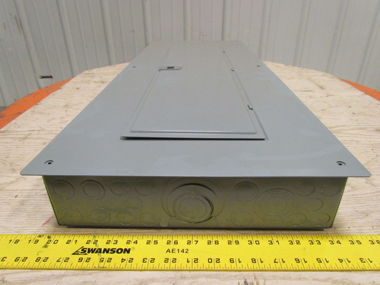 Square D HOMC42UC 42 Space Main Circuit Breaker Load Center Enclosure