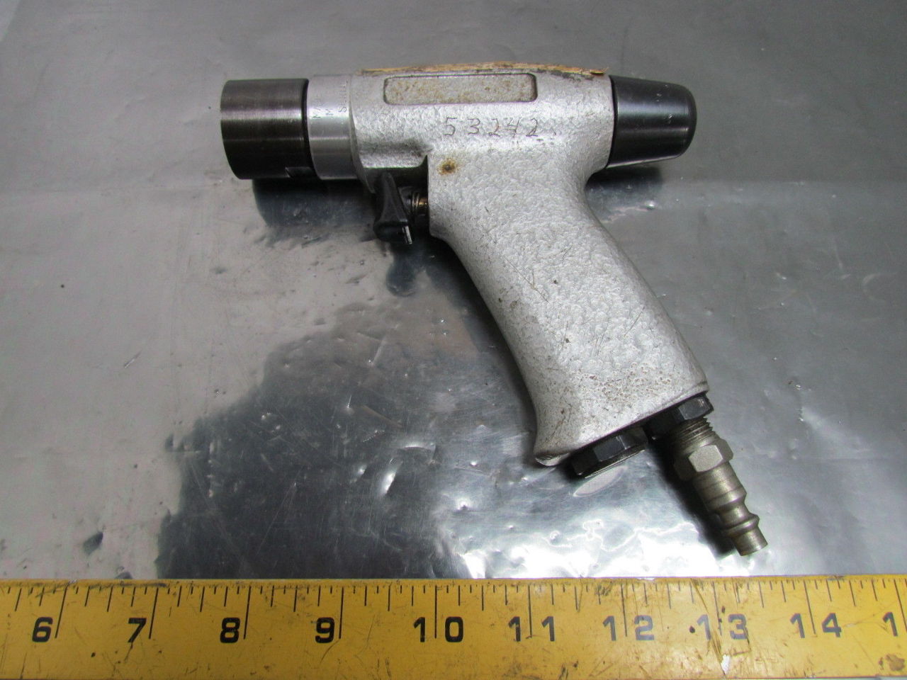 Avdel 7521 Pneumatic Rivet Gun Power Air Riveter Rivnut Tool 900 RPM