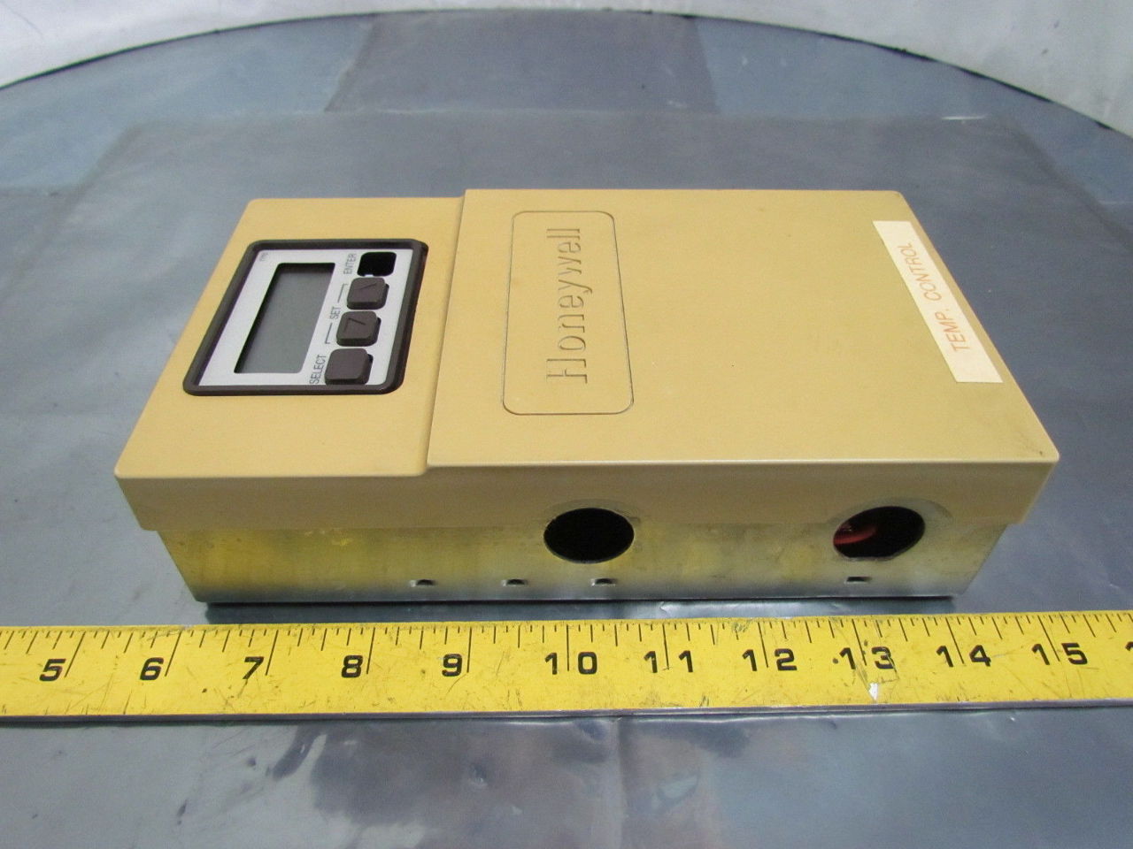 Honeywell T775A1035 Electronic Remote Temperature Controller 4 SPDT
