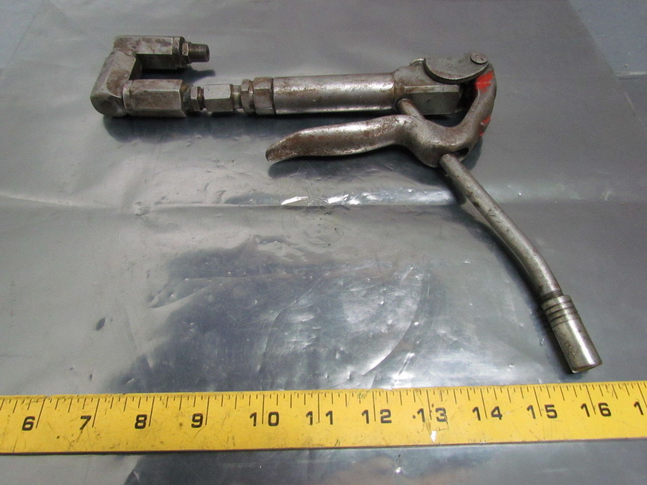 Alemite 63201 High Pressure Grease Gun Control Valve ZSwivel 5" Extension eBay