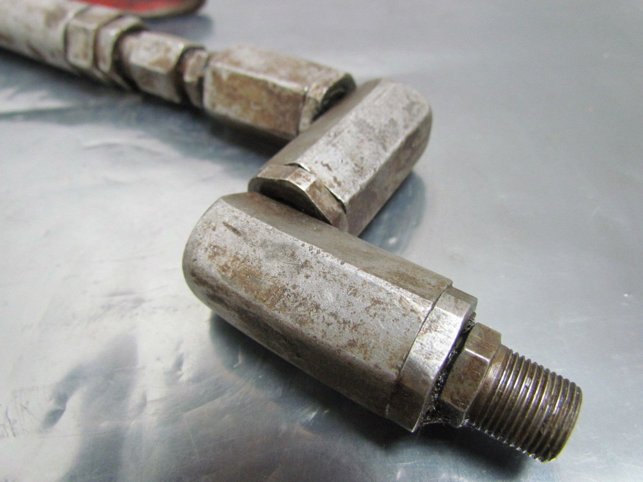 Alemite 63201 High Pressure Grease Gun Control Valve ZSwivel 5