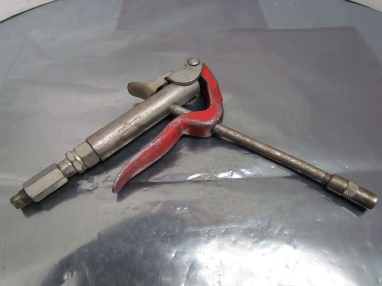 Alemite 63203 High Pressure Grease Gun Valve 1/4" Inlet 51/2" Ext