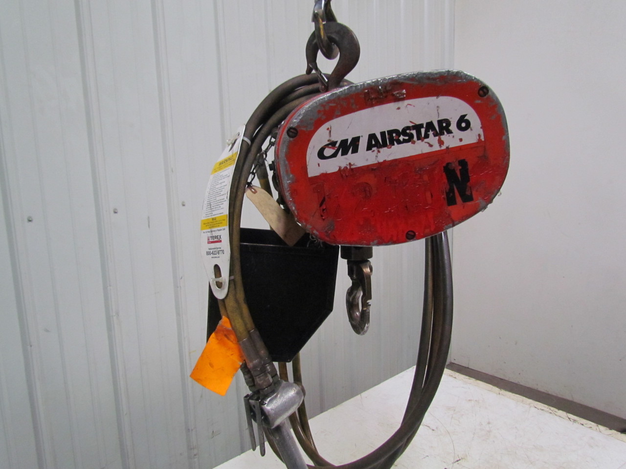CM Airstar 6 11588142 1 Ton Pneumatic Air Chain Hoist 20' Lift 13FPM 8' Pendant eBay