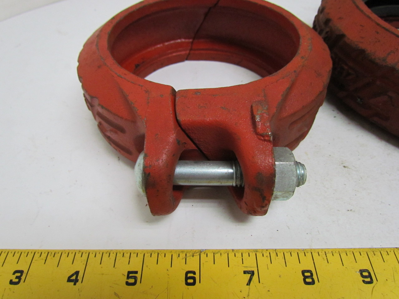 Victaulic 07 No 07 Zero Flex Grooved Pipe Couplings Lot one 4" and one