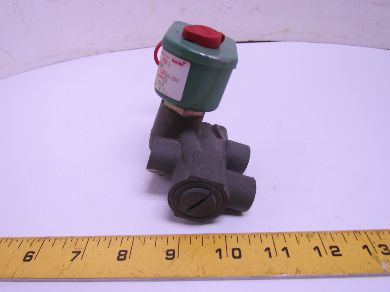 Asco 8321A2 Pneumatic 3Way Solenoid Valve 3/8" NPT 24VDC 9.7 Watt 200 PSI