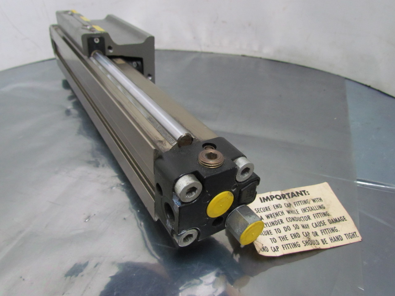 Numatics Pneumatic Air Cylinder Linear Slide Rail 32mm Bore 6" Stroke