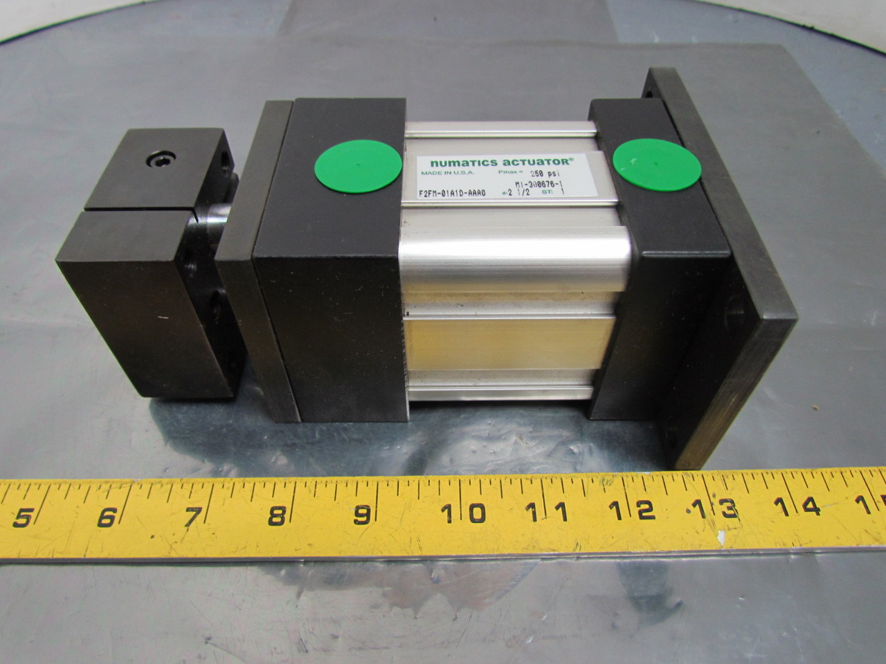 Numatics F2FM01A1DAAA0 Pneumatic Air Cylinder 21/2"Bore 1"Stroke Non