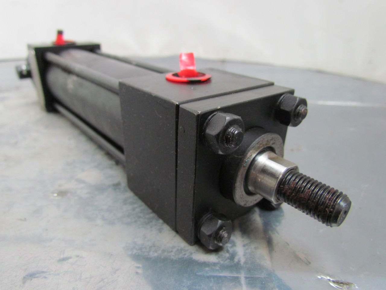 HydroLine Pneumatic Air Cylinder 11/2" Bore 4" Stroke Clevis Mount eBay