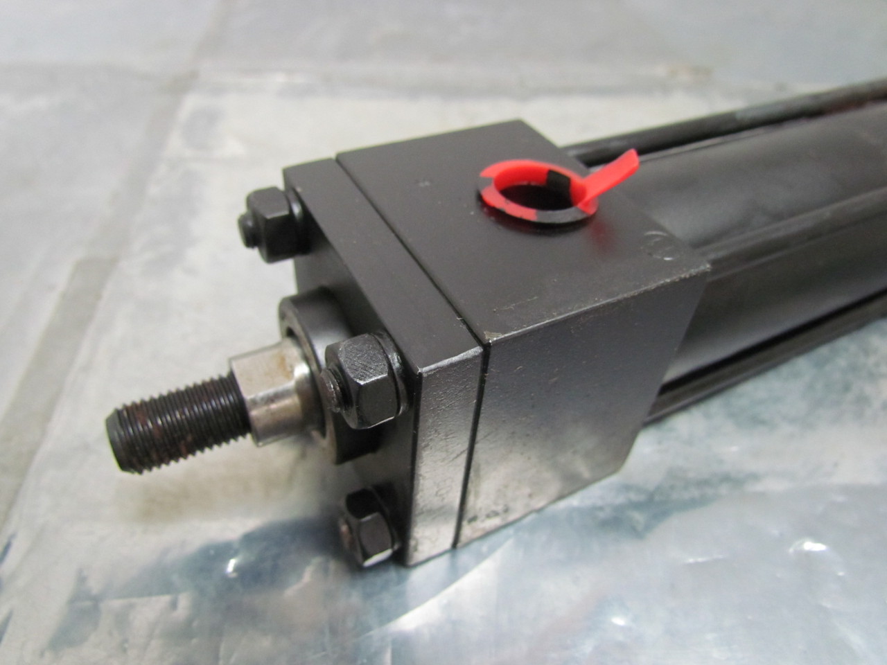 HydroLine Pneumatic Air Cylinder 11/2" Bore 4" Stroke Clevis Mount eBay