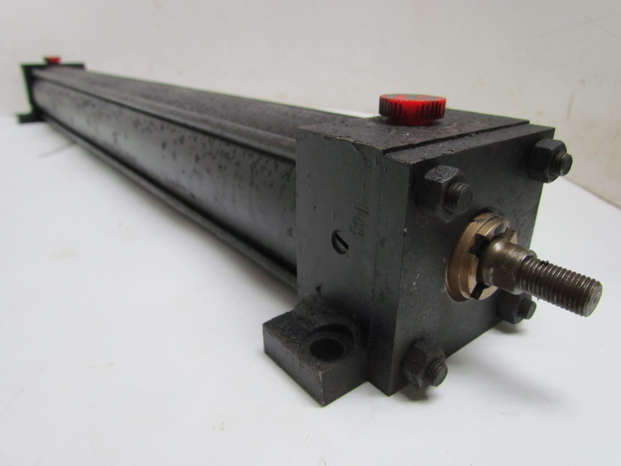 Parker CC2A14C Pneumatic Air Cylinder 21/2" Bore 22" Stroke Series