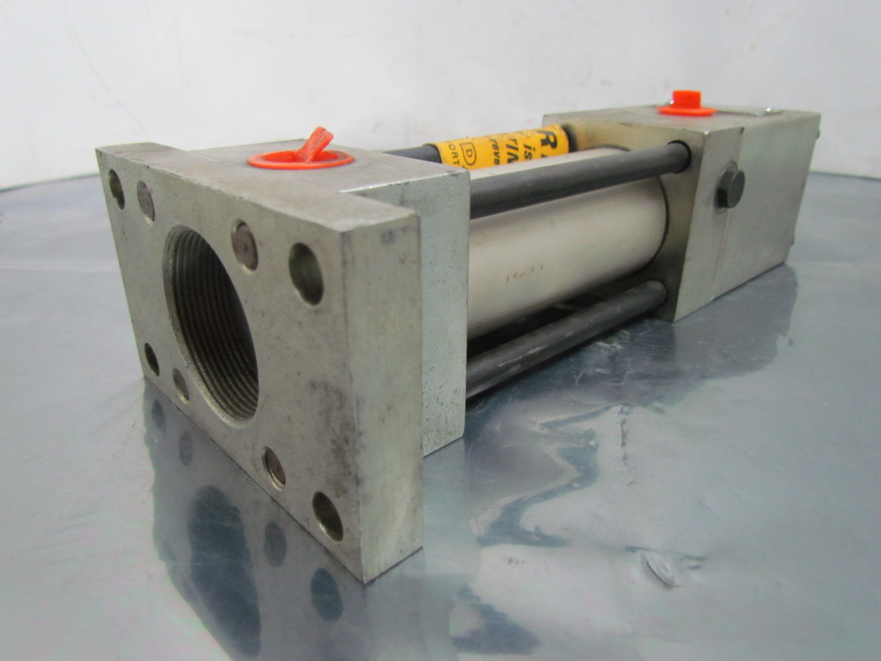 PHD NEAGMF2 Pneumatic Air Cylinder 13/8" Bore 21/2" Stroke Non