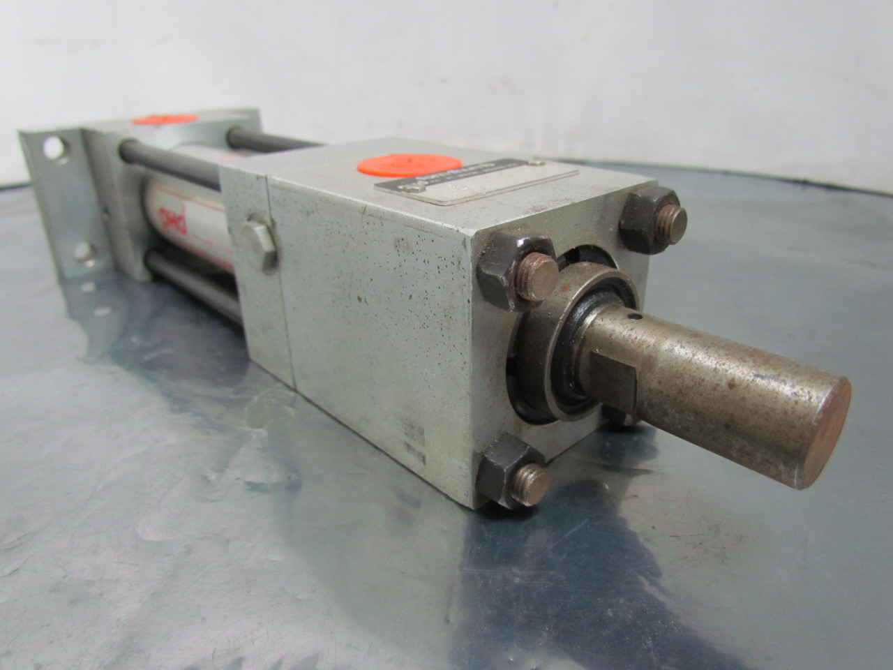 PHD NEAGMF2 Pneumatic Air Cylinder 13/8" Bore 21/2" Stroke NonRotating