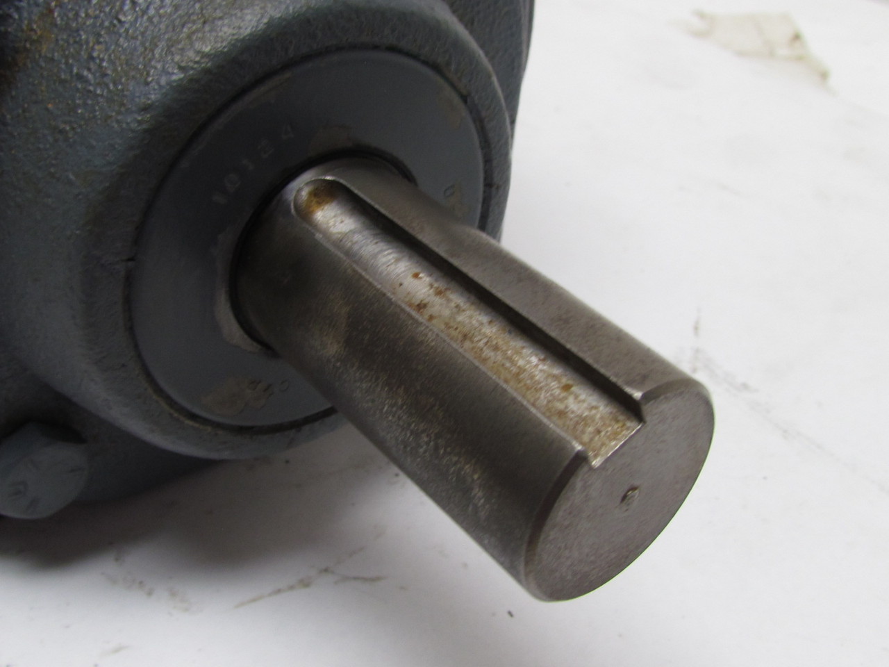 Hub City Right Hand Bevel Gear Drive 12 Ratio Style DE Model 150 1