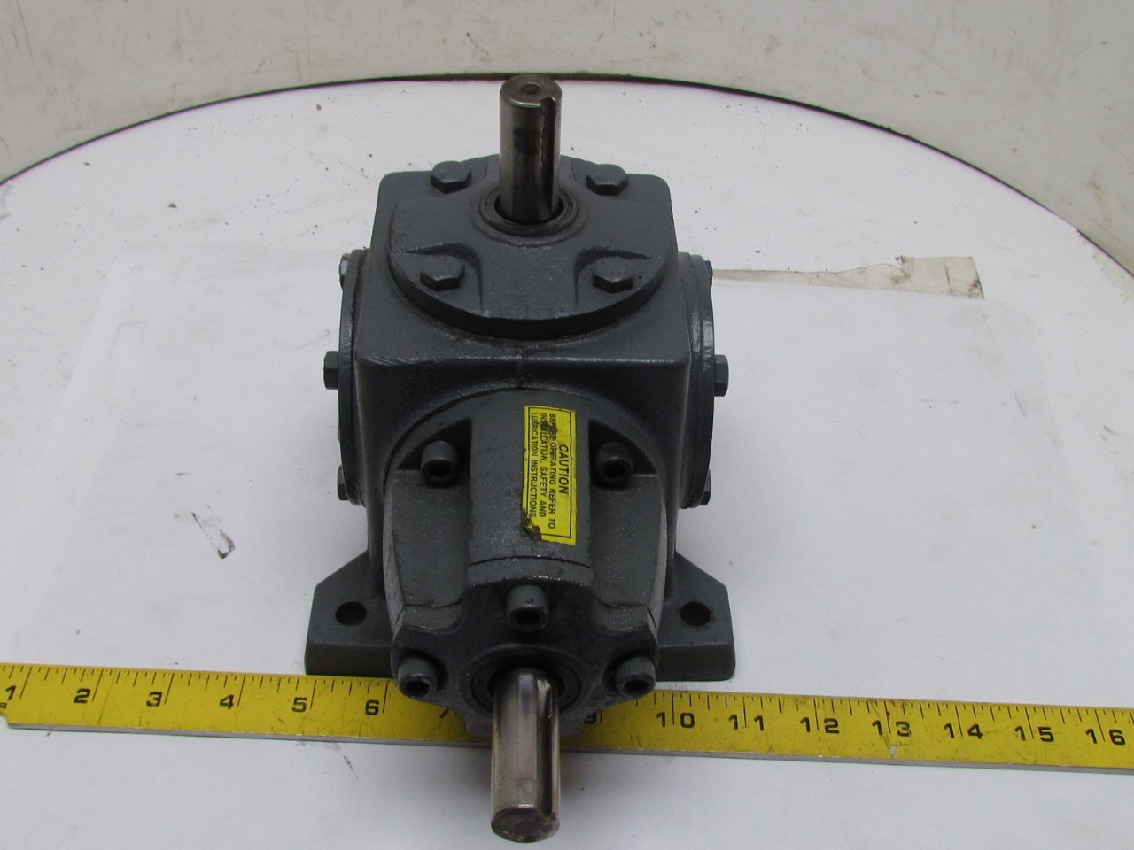 Boston Right Angle Spiral Bevel Gear Drive Gearbox 11 Ratio 9.262Hp M5